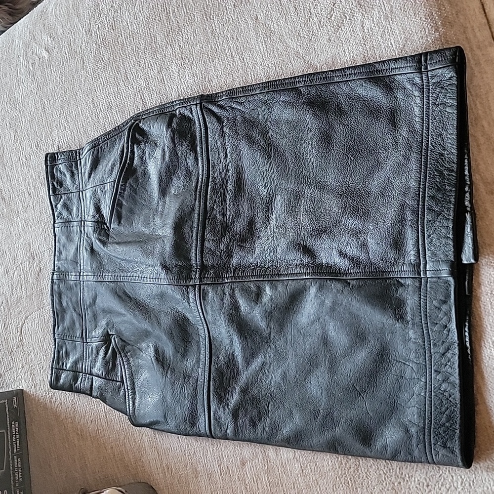 Vintage Leather Se azur skirt